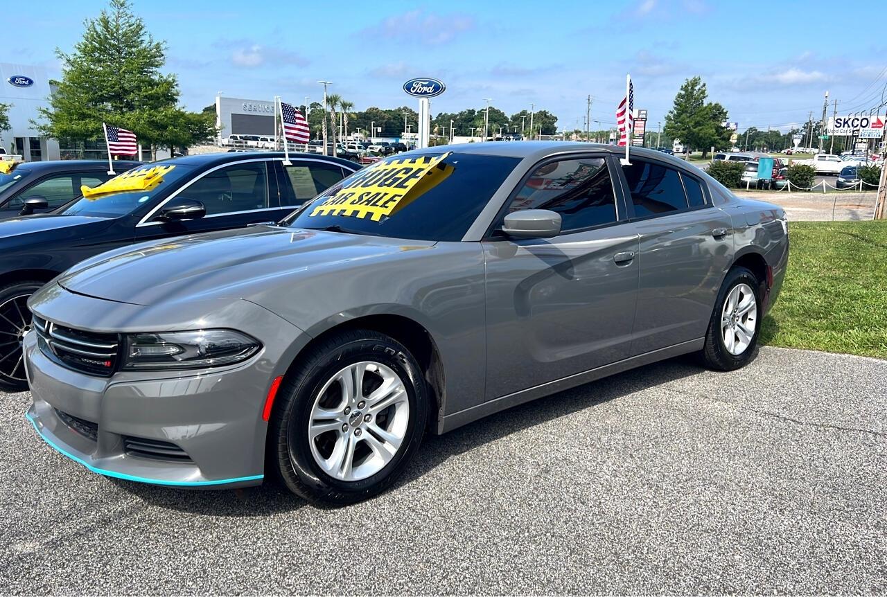 Dodge Charger SE 2017