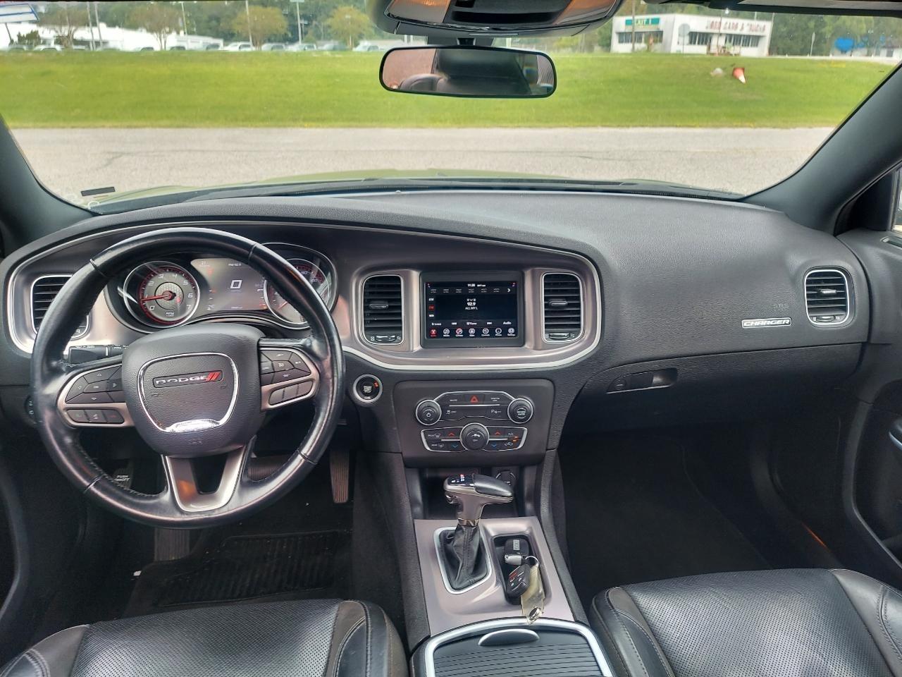 Dodge Charger SXT 2021
