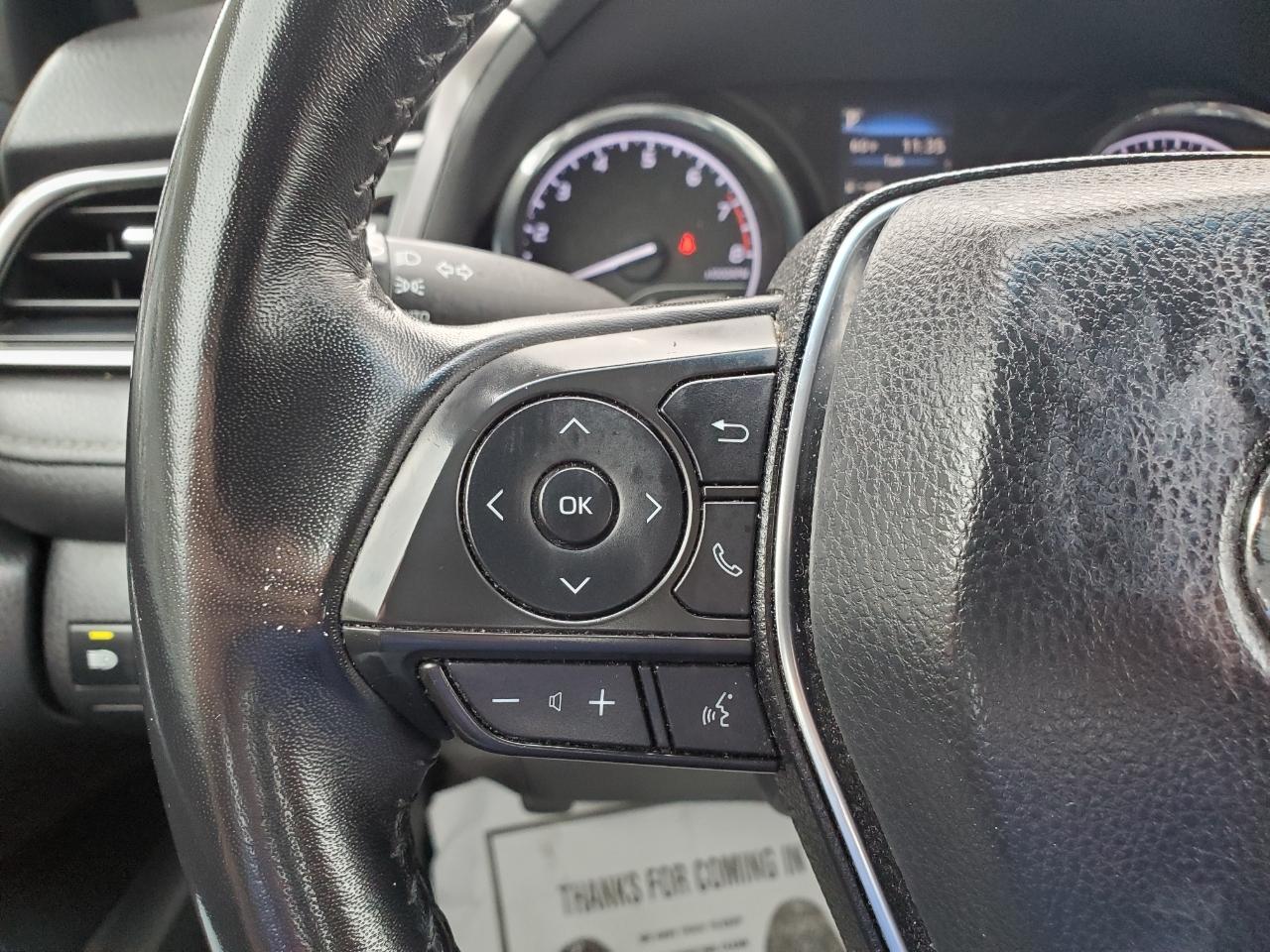 Toyota Camry SE 2019