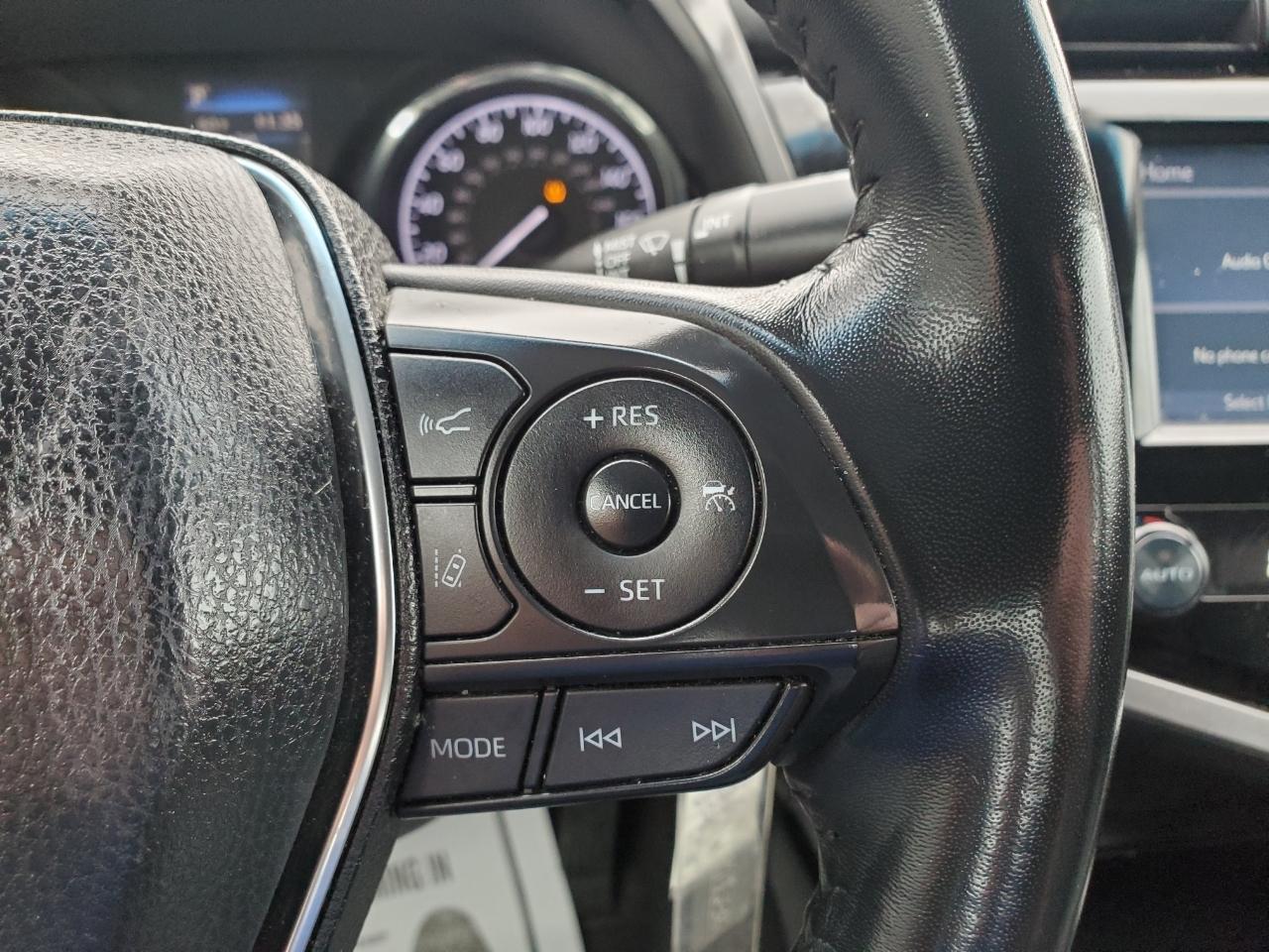 Toyota Camry SE 2019