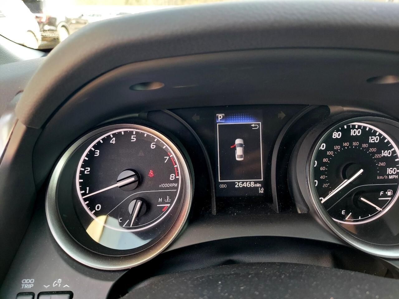 Toyota Camry SE 2022