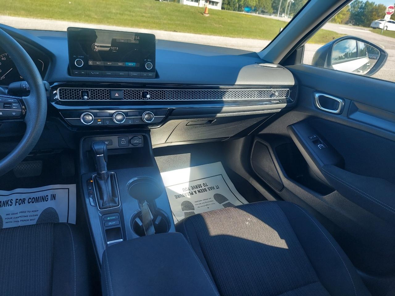 Honda Civic LX Sedan CVT 2022