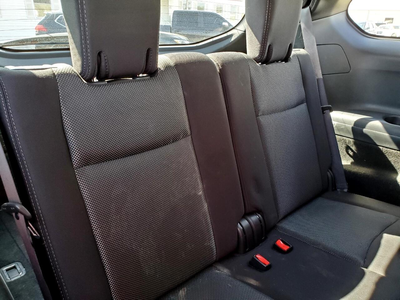 Nissan Pathfinder SV 4WD 2020