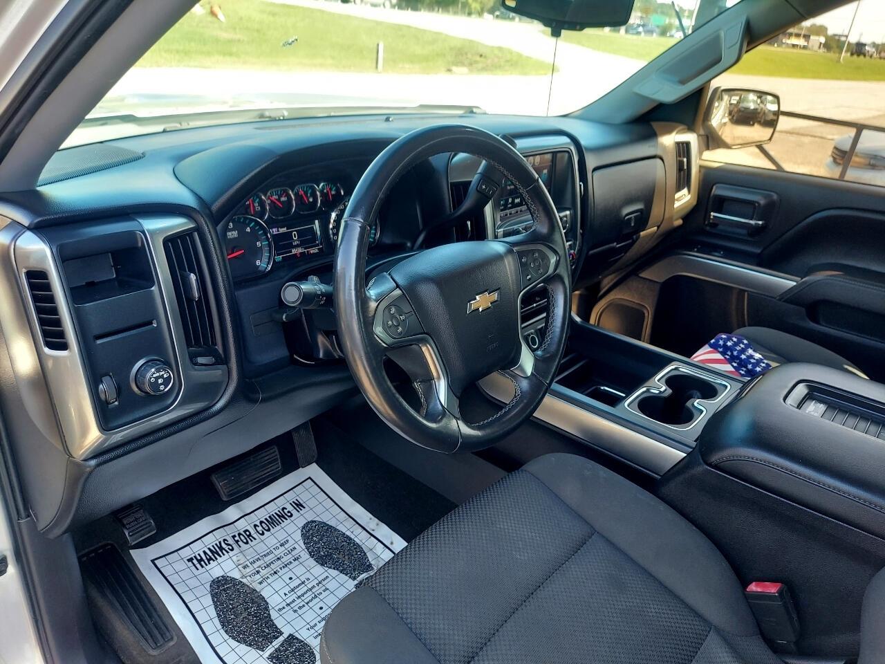 Chevrolet Silverado 1500 LT Crew Cab 2WD 2017