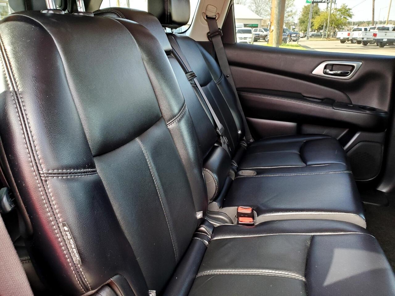 Nissan Pathfinder SL 4WD 2019