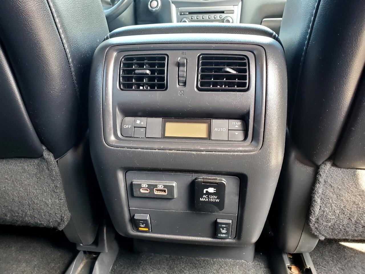 Nissan Pathfinder SL 4WD 2019
