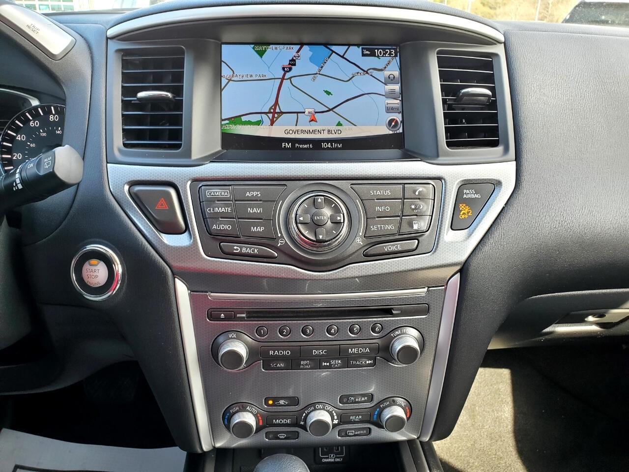 Nissan Pathfinder SL 4WD 2019
