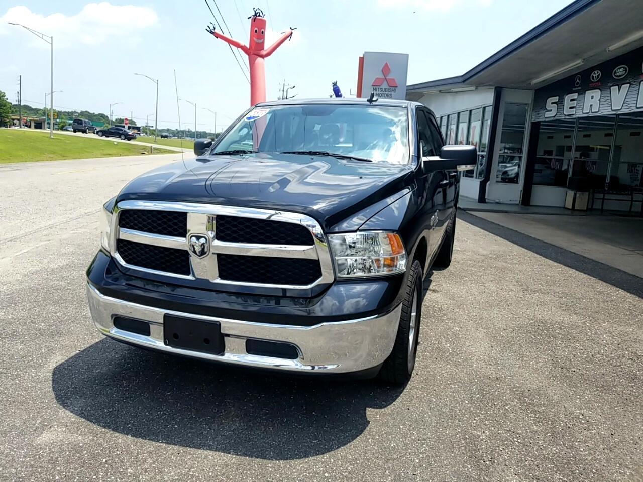 RAM 1500 Classic Tradesman Crew Cab SWB 4WD 2020