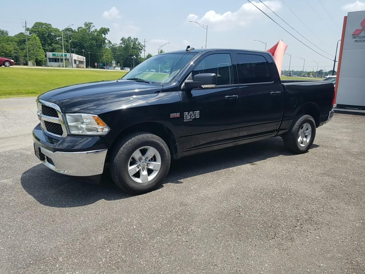 RAM 1500 Classic Tradesman Crew Cab SWB 4WD 2020