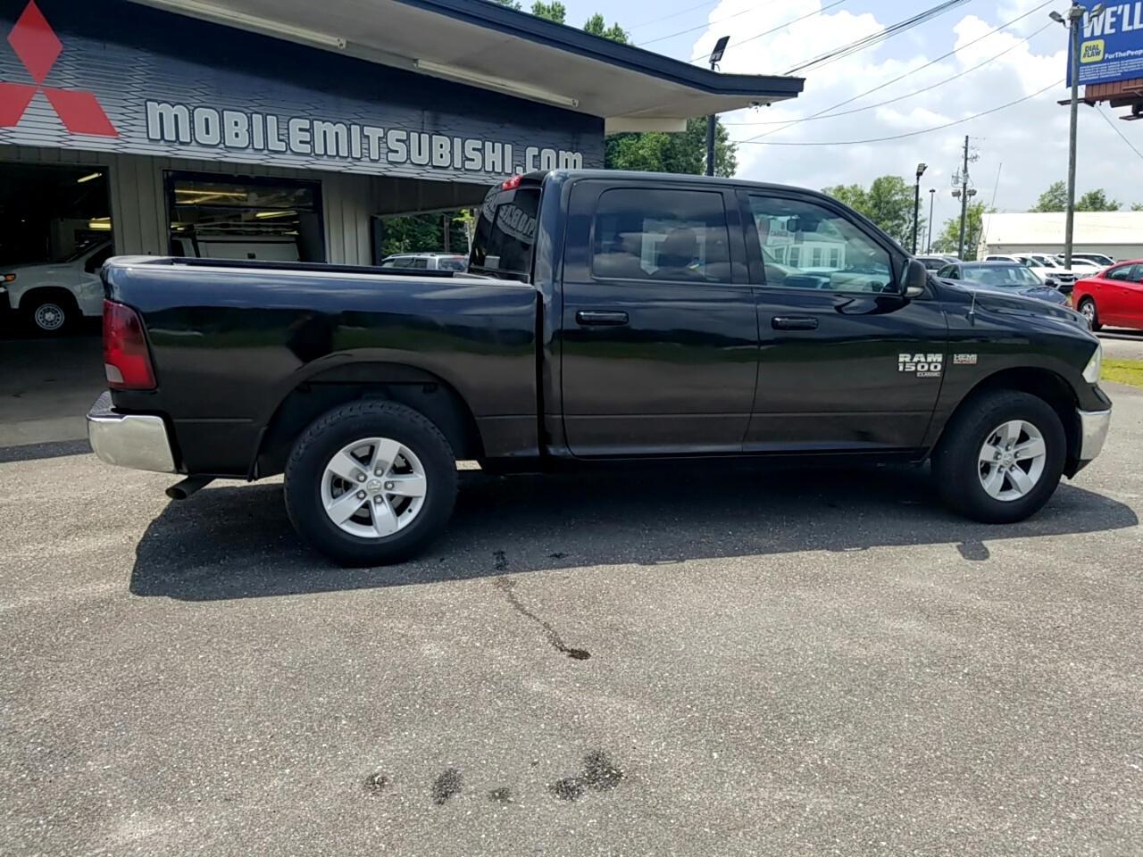 RAM 1500 Classic Tradesman Crew Cab SWB 4WD 2020