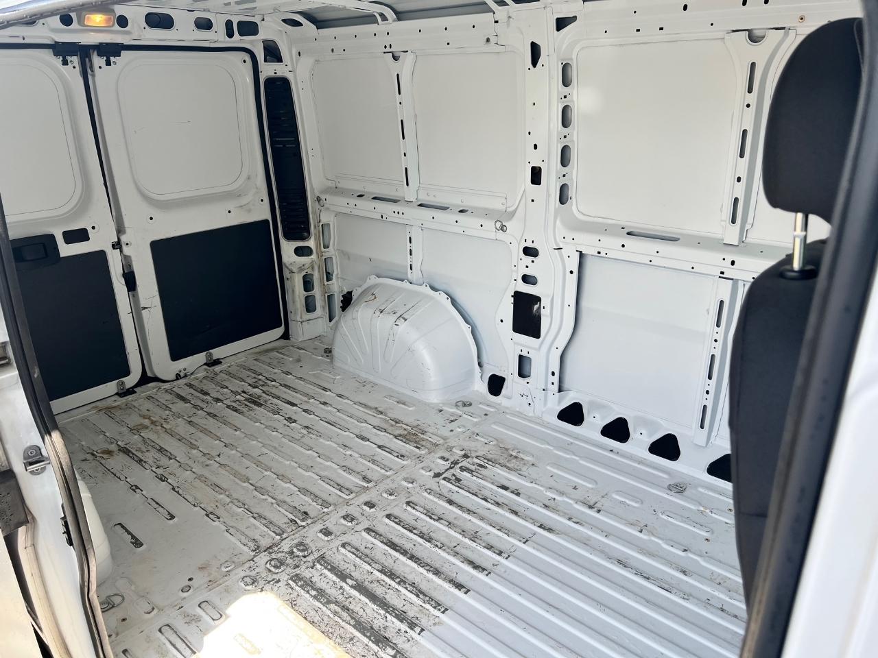 RAM Promaster 1500 Low Roof 136-in. WB 2021