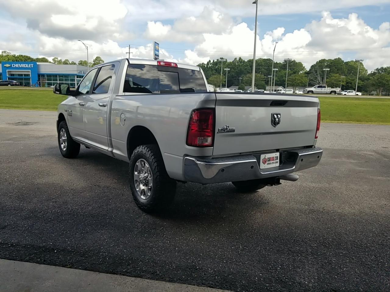 RAM 2500 SLT Crew Cab SWB 2WD 2018