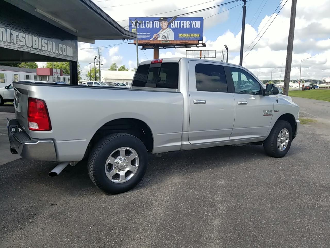 RAM 2500 SLT Crew Cab SWB 2WD 2018