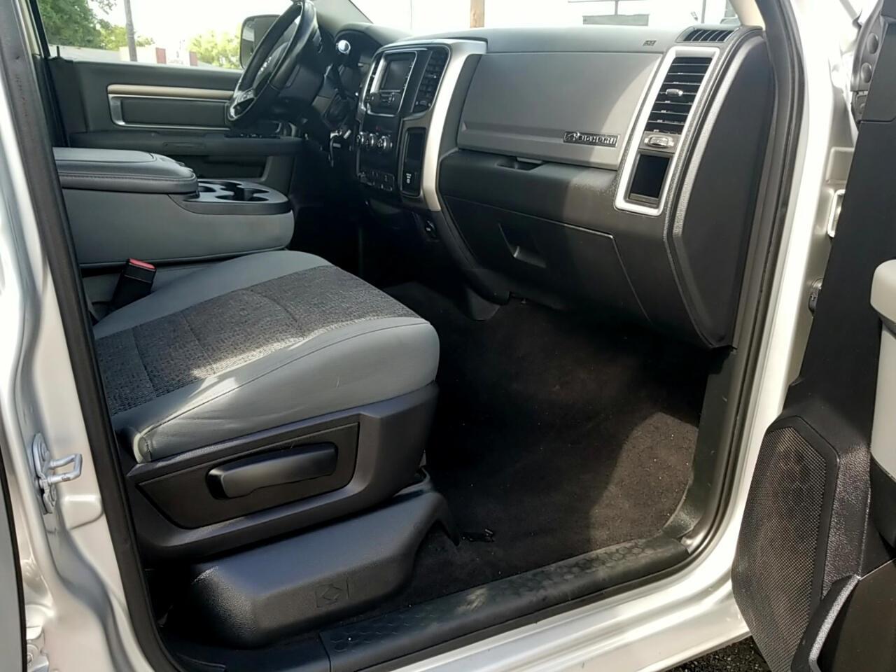 RAM 2500 SLT Crew Cab SWB 2WD 2018
