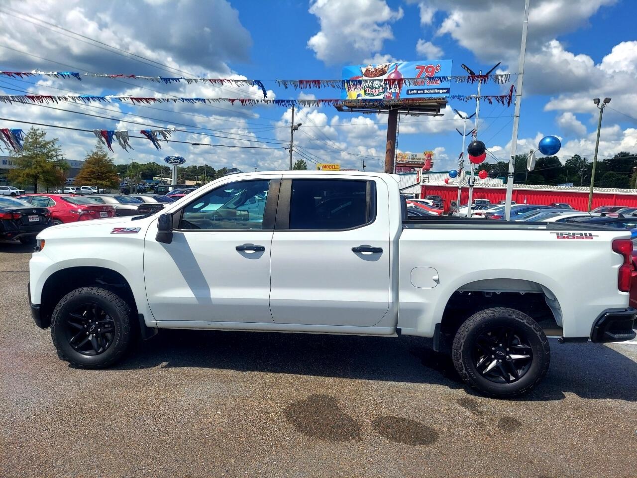 Chevrolet Silverado 1500 LT Trail Boss Crew Cab 4WD 2020