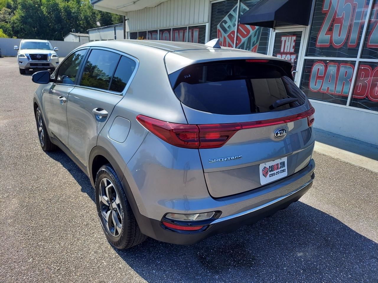 Kia Sportage LX FWD 2021