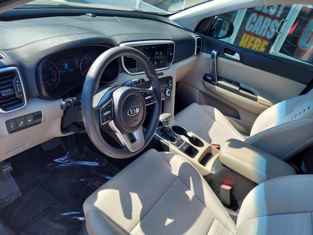 Kia Sportage LX FWD 2021