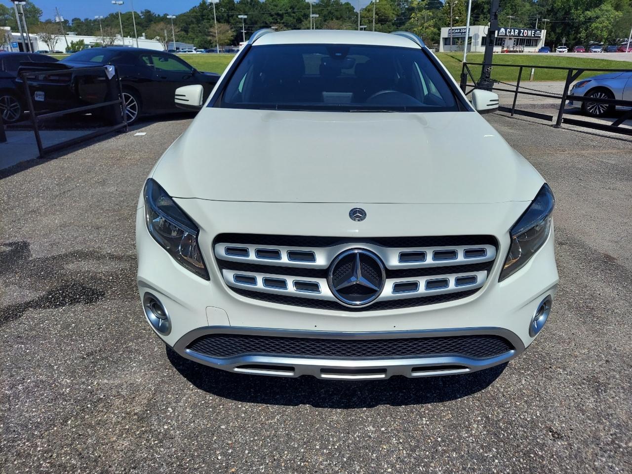 Mercedes-Benz GLA-Class GLA250 2019