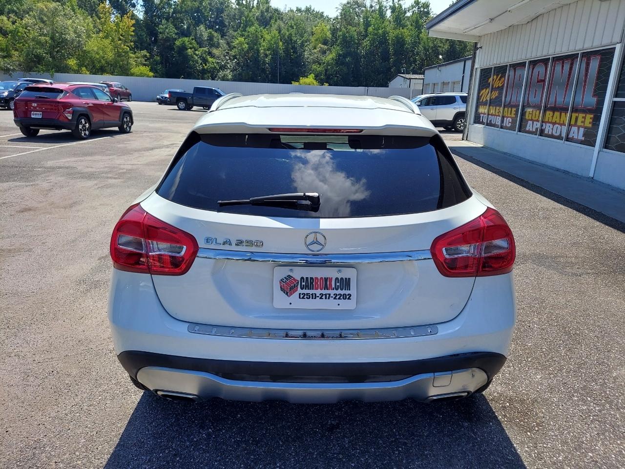 Mercedes-Benz GLA-Class GLA250 2019