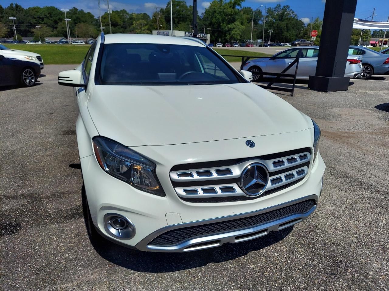 Mercedes-Benz GLA-Class GLA250 2019