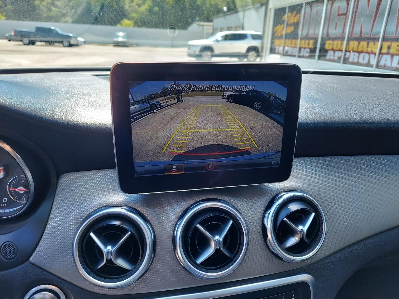 Mercedes-Benz GLA-Class GLA250 2019