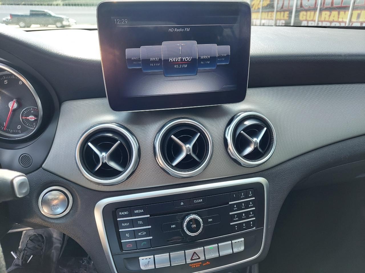 Mercedes-Benz GLA-Class GLA250 2019