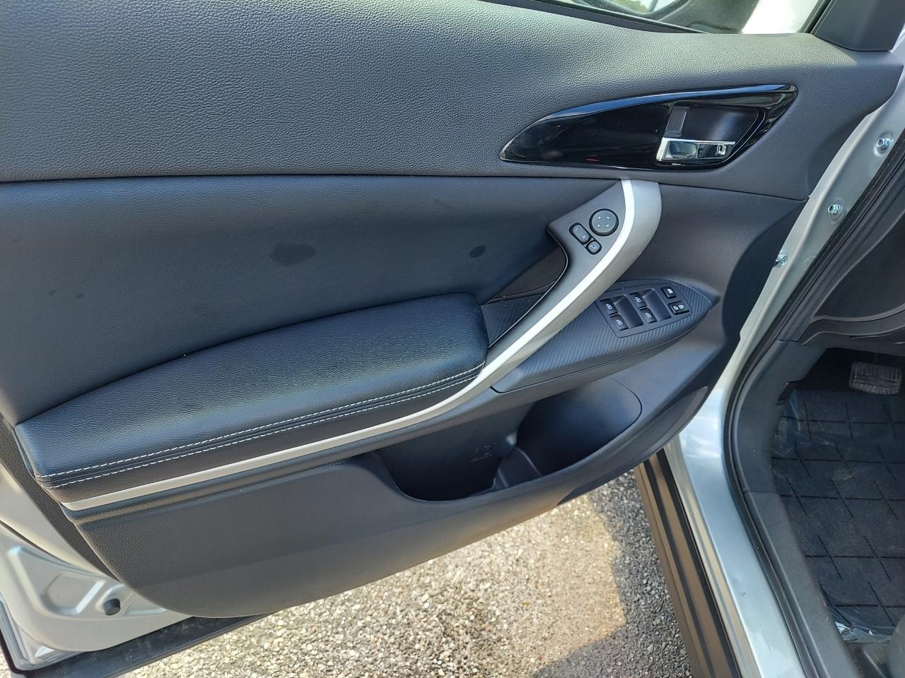 Mitsubishi Eclipse Cross SEL AWD 2024