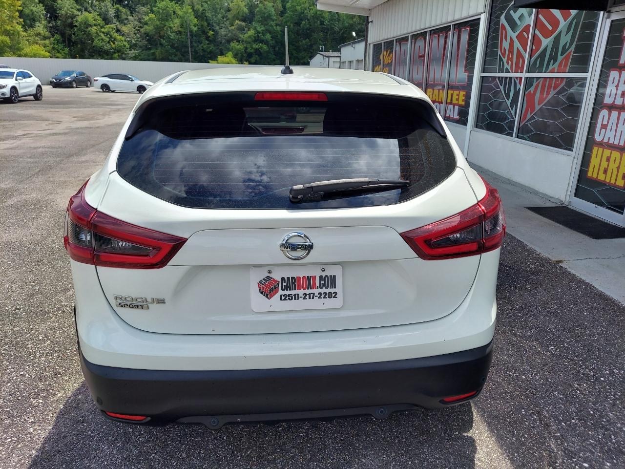 Nissan Rogue Sport S 2022