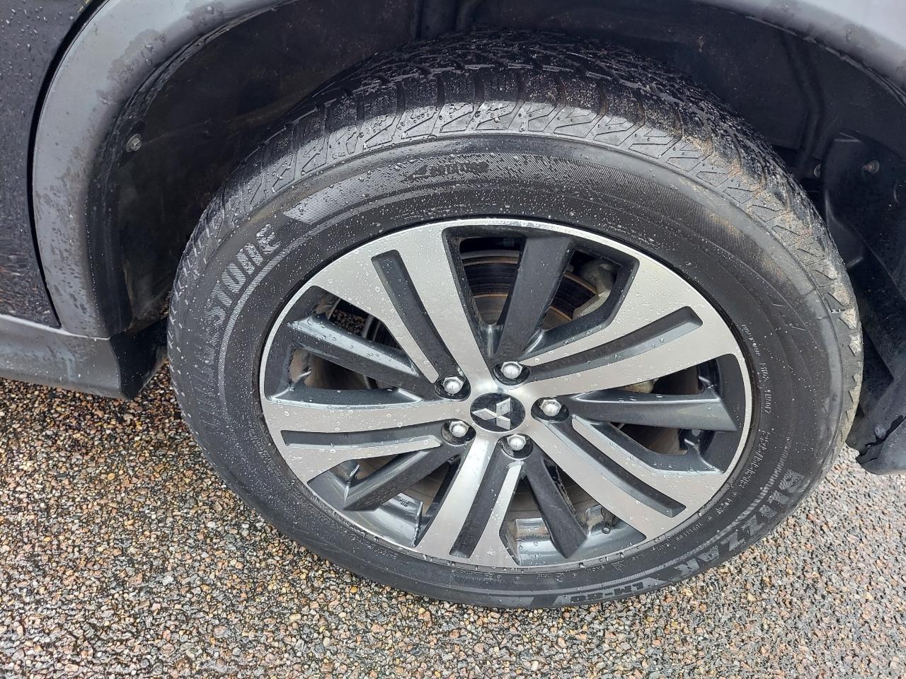 Mitsubishi Outlander Sport 2.0 ES CVT 2020