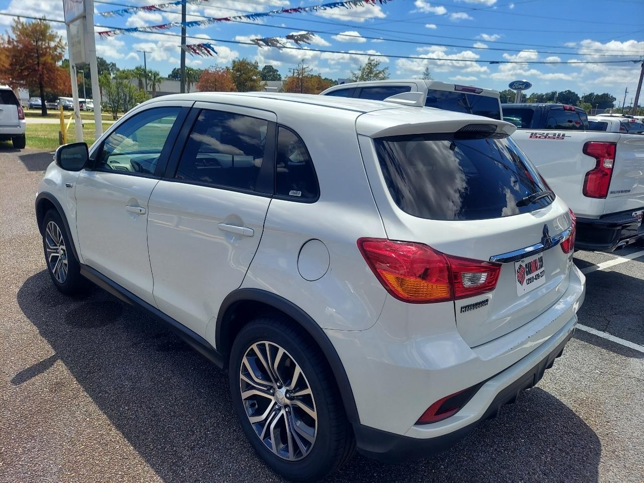 Mitsubishi Outlander Sport 2.0 ES CVT 2019