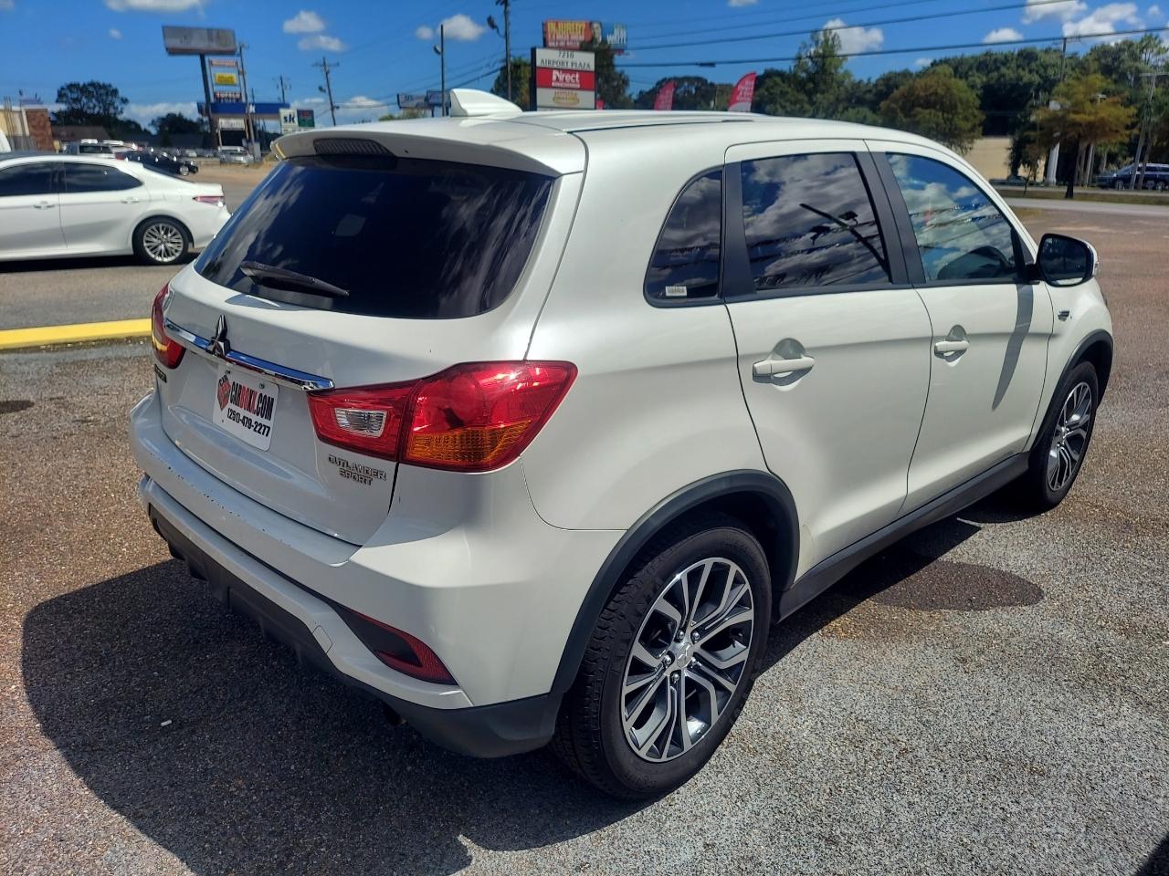 Mitsubishi Outlander Sport 2.0 ES CVT 2019