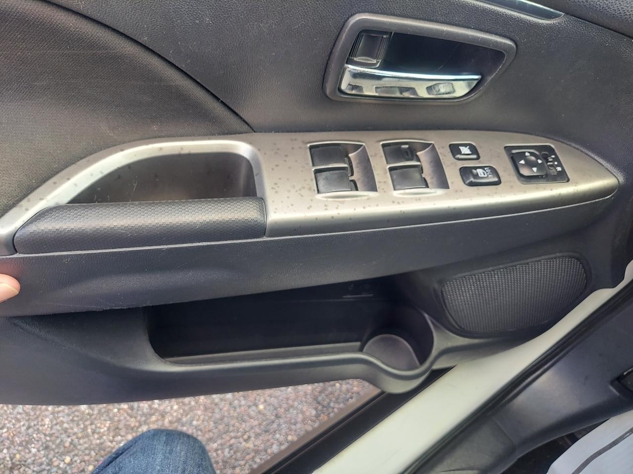 Mitsubishi Outlander Sport 2.0 ES CVT 2019