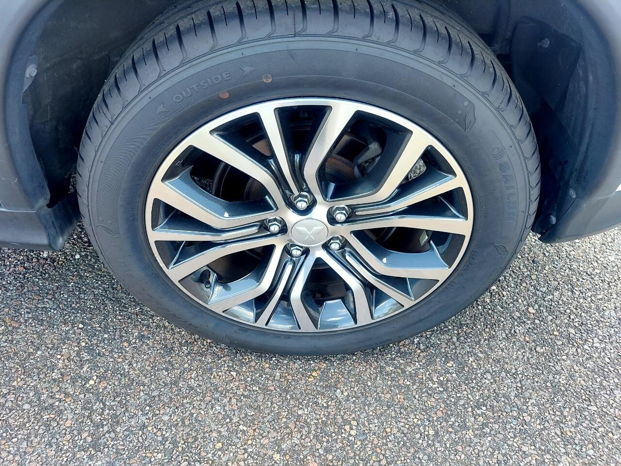 Mitsubishi Outlander Sport 2.0 ES CVT 2019