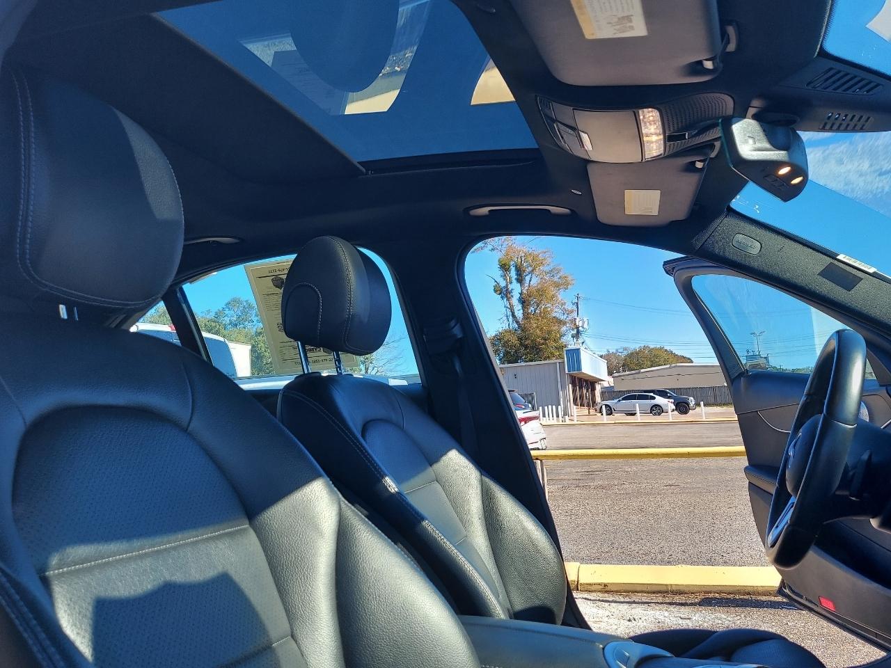 Mercedes-Benz C-Class C300 4MATIC Sedan 2021
