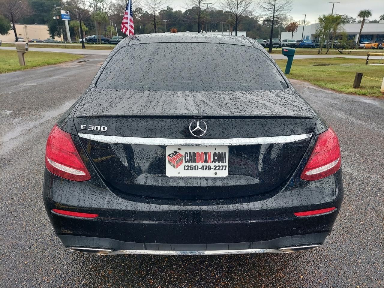 Mercedes-Benz E-Class E300 Luxury Sedan 2019