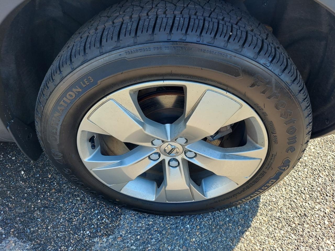 Volvo XC40 T5 Momentum AWD 2021