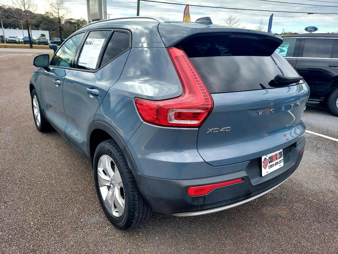 Volvo XC40 T4 Momentum 2021