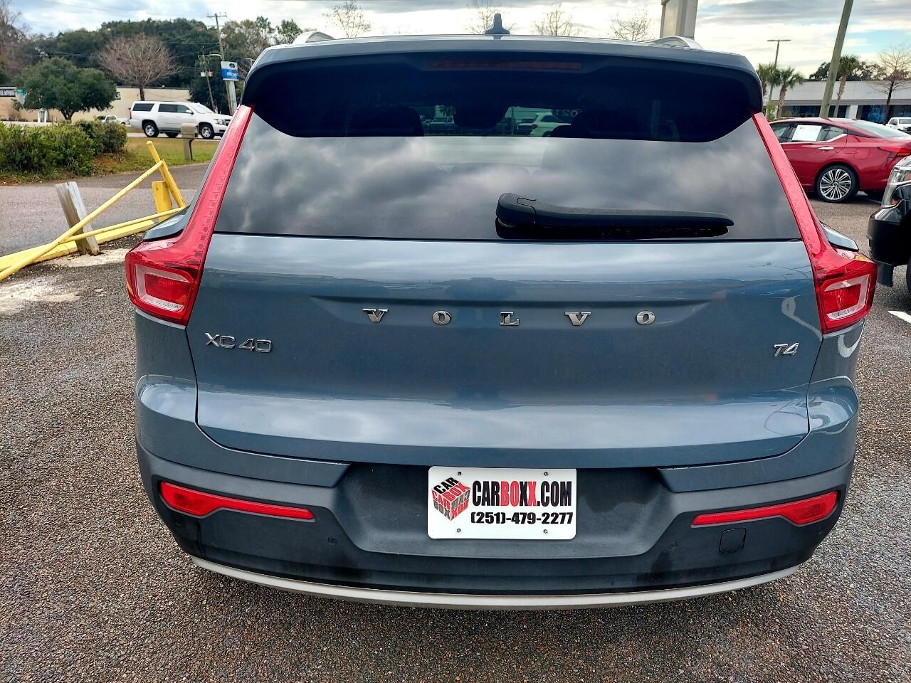 Volvo XC40 T4 Momentum 2021