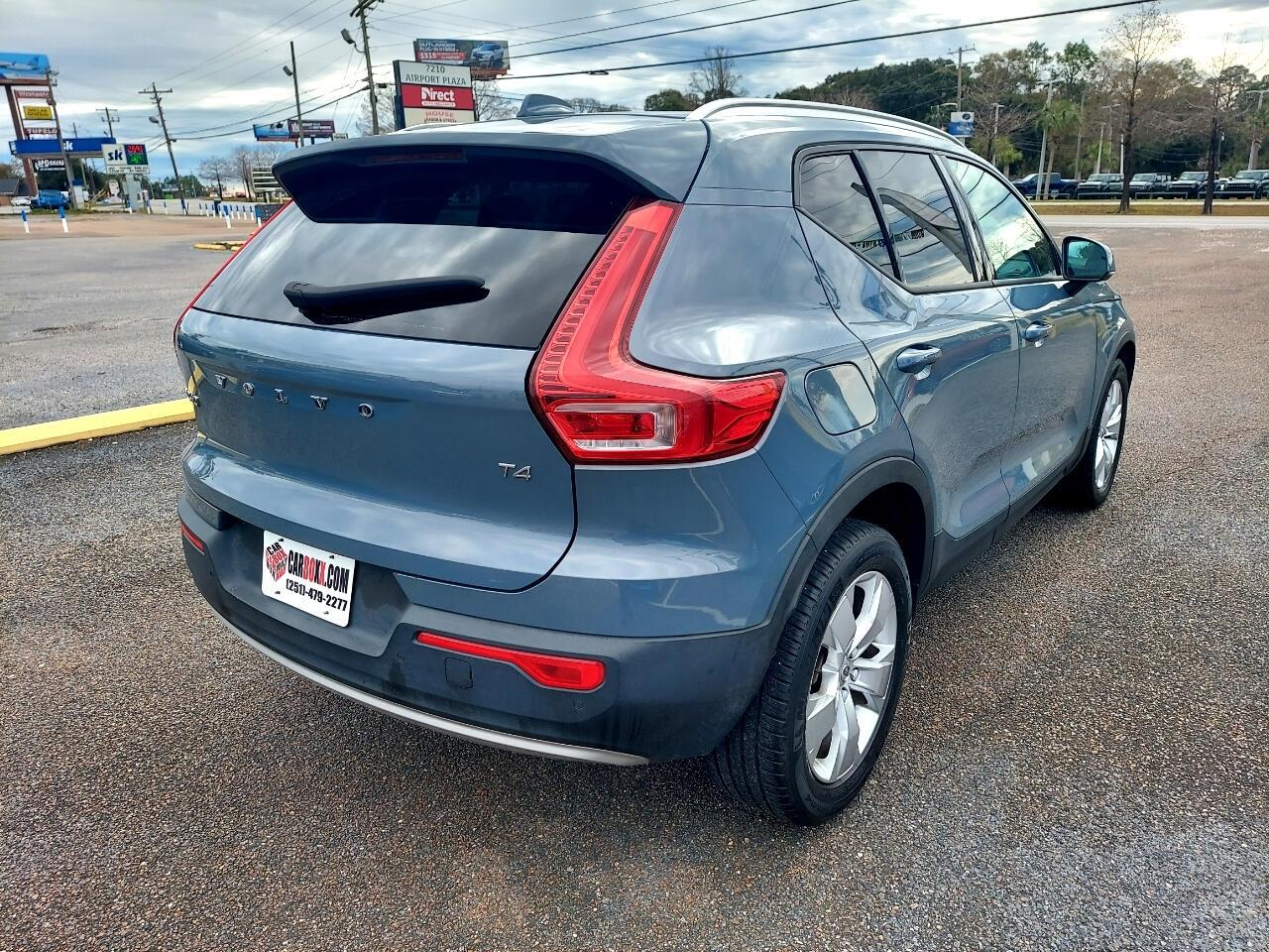 Volvo XC40 T4 Momentum 2021