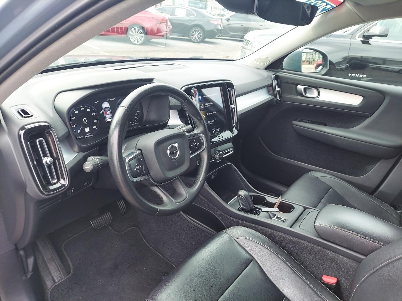 Volvo XC40 T4 Momentum 2021