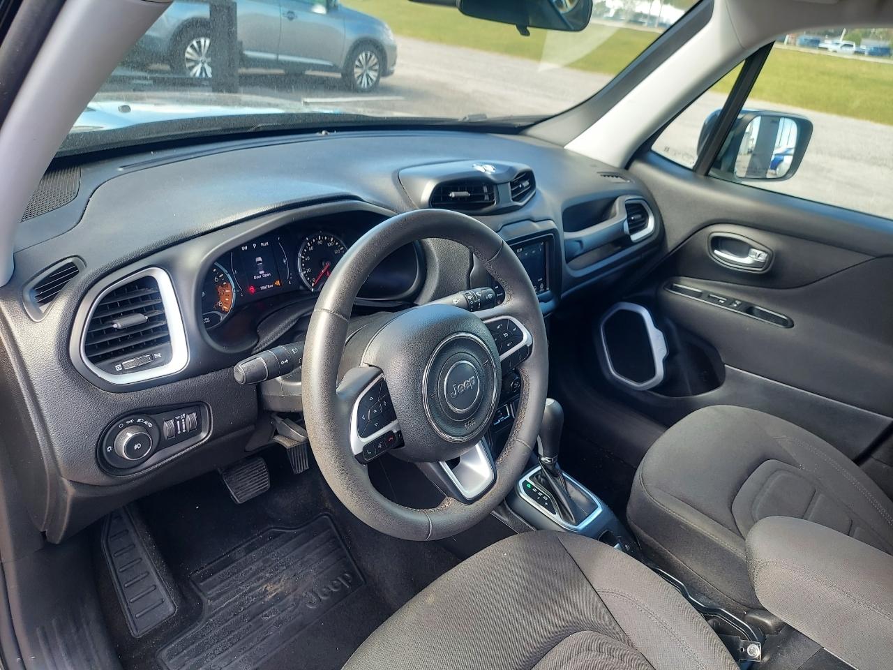 Jeep Renegade Latitude FWD 2018