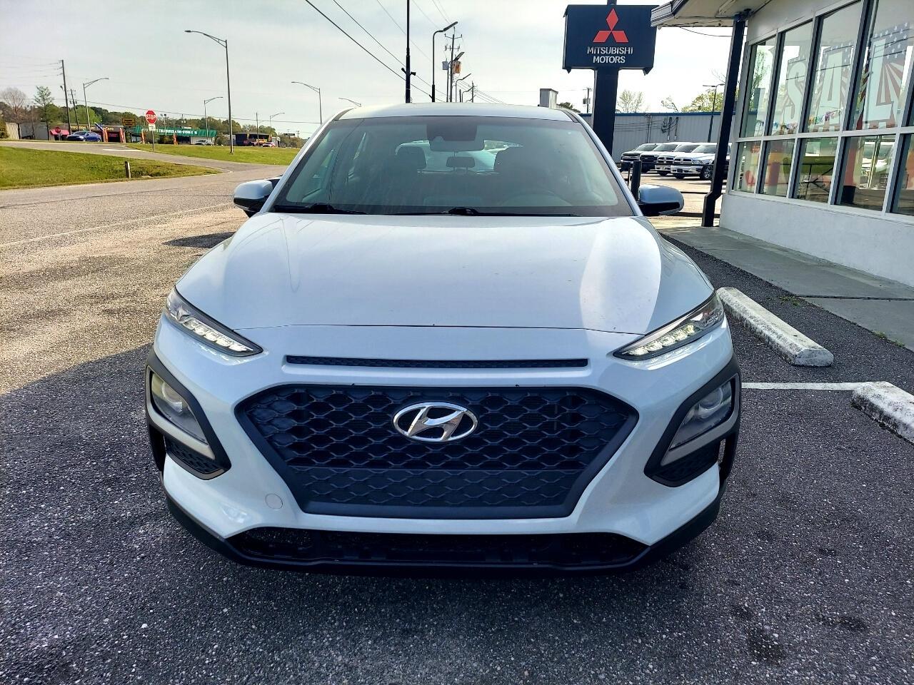 Hyundai Kona SE 2021