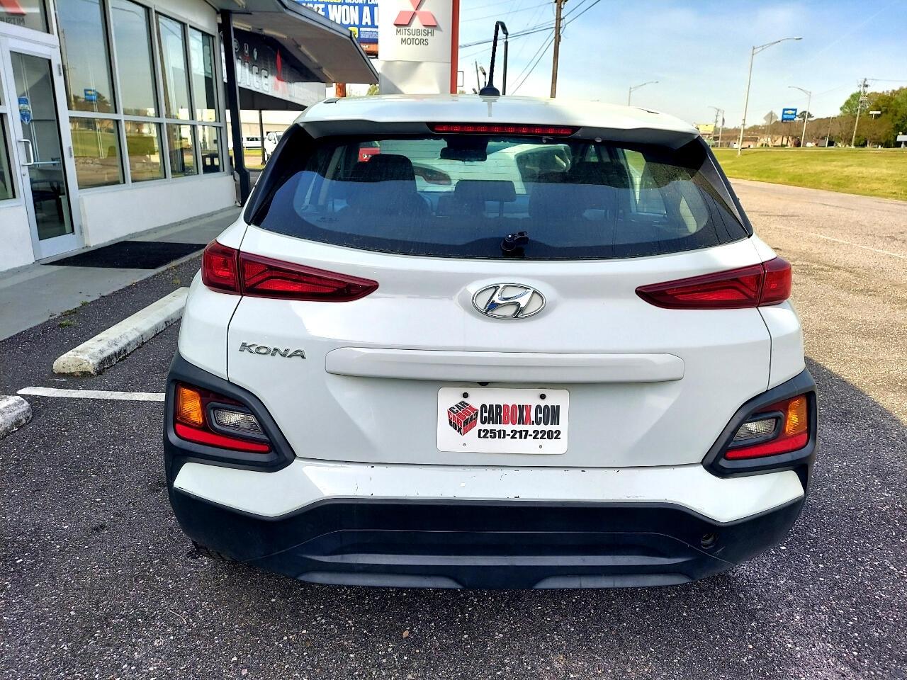 Hyundai Kona SE 2021