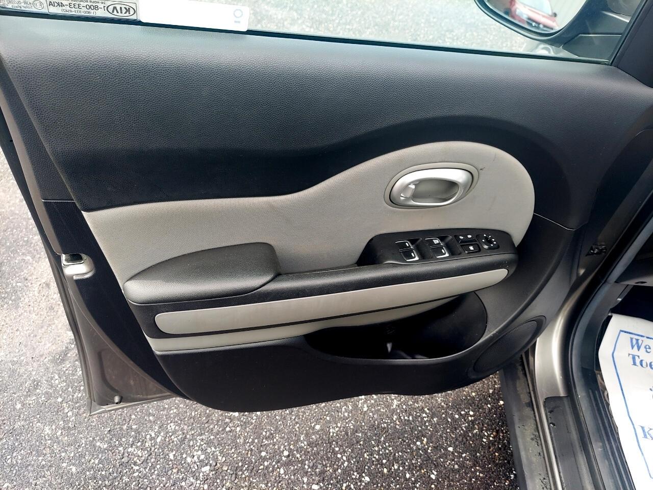 Kia Soul Base 6A 2019