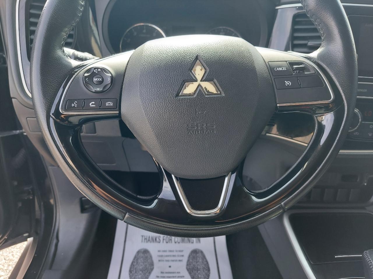 Mitsubishi Outlander SEL 2WD 2019