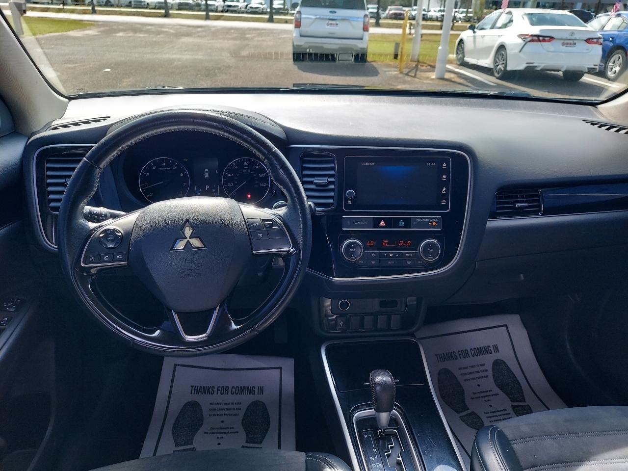 Mitsubishi Outlander SEL 2WD 2019