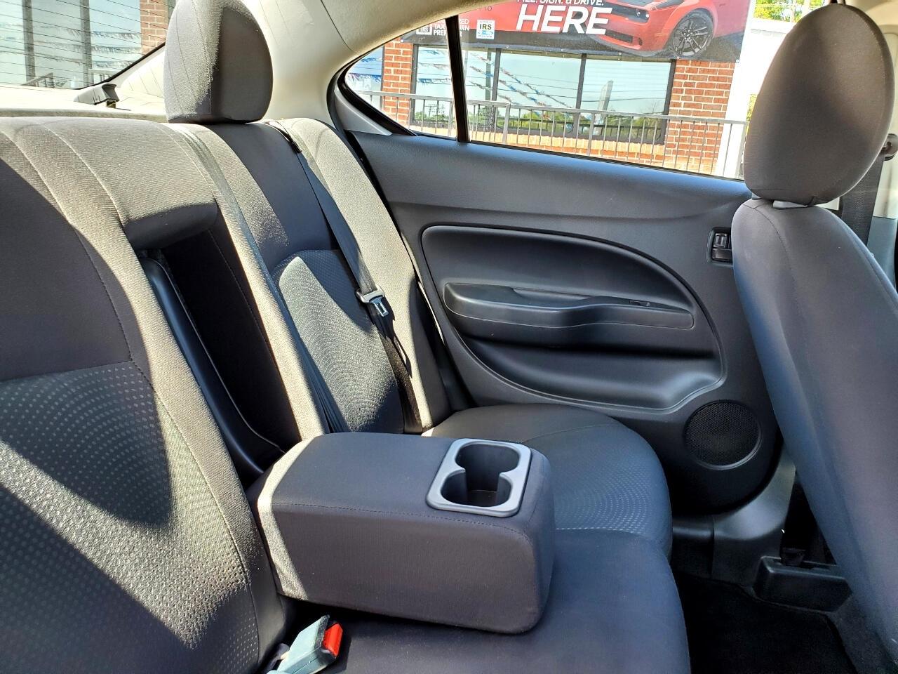 Mitsubishi Mirage G4 ES CVT 2019