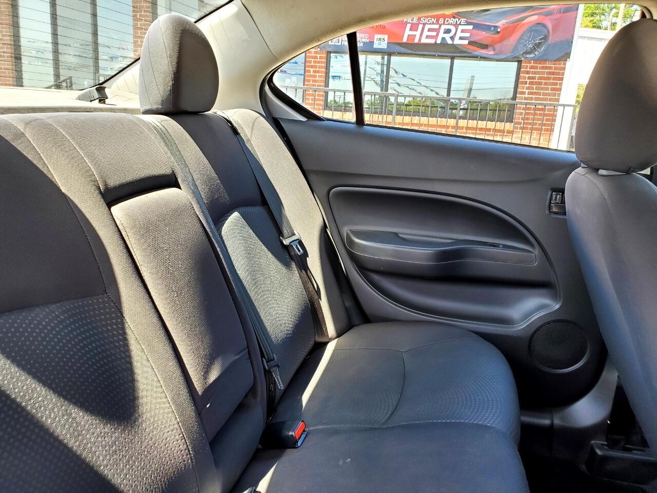 Mitsubishi Mirage G4 ES CVT 2019