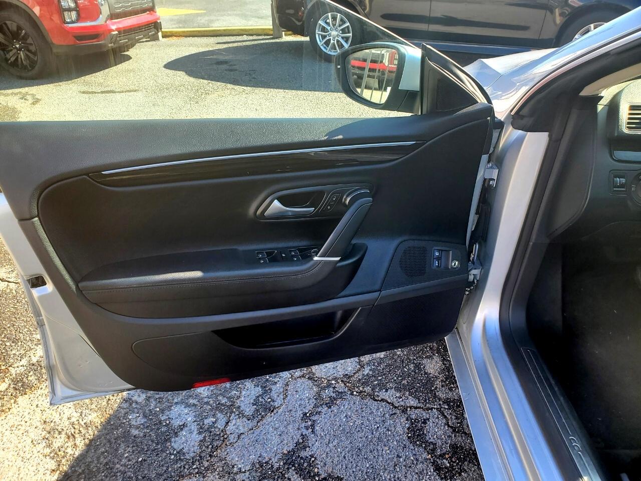 Volkswagen CC 2.0T Sport PZEV 2017
