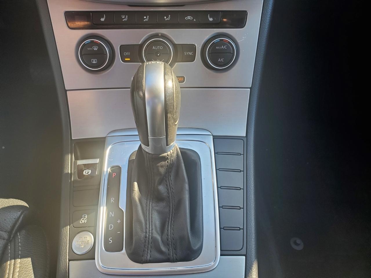 Volkswagen CC 2.0T Sport PZEV 2017